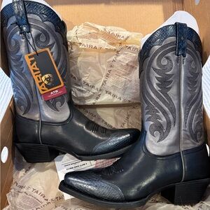 Ariat Women's Black and Silver Heeled Boots